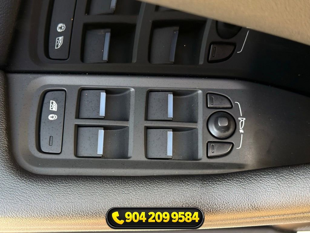 Used 2020 Jaguar I-PACE S image 14