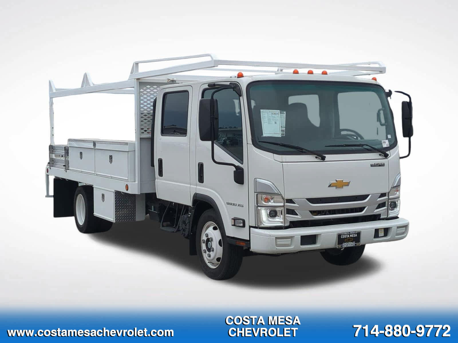 New 2024 Chevrolet Low Cab Forward 5500XG RWD image 3