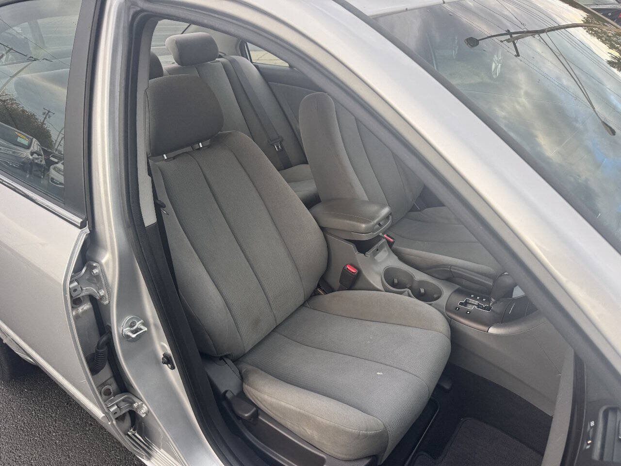 Used 2009 Hyundai Sonata GLS FWD image 13