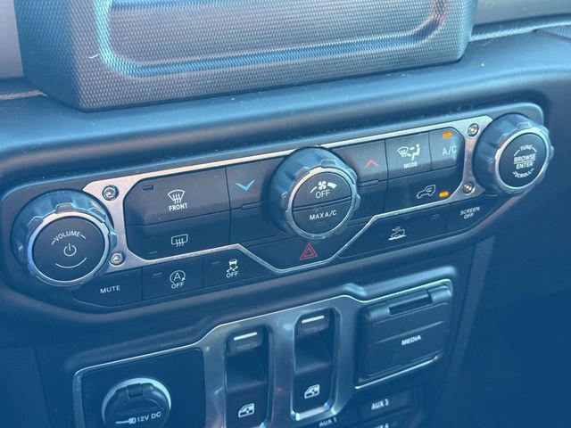 Used 2022 Jeep Wrangler Sport AWD/4WD image 17