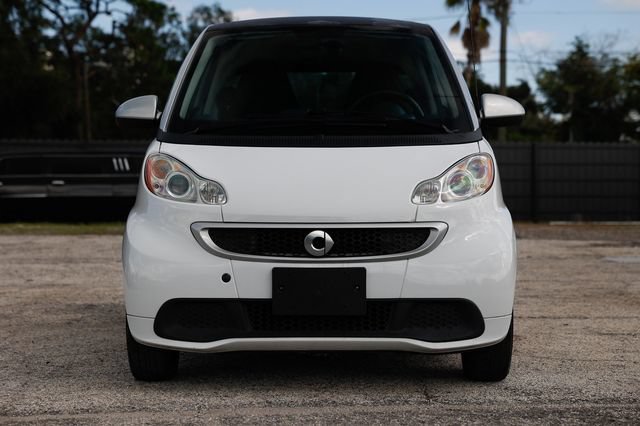 Used 2015 smart fortwo passion RWD image 20