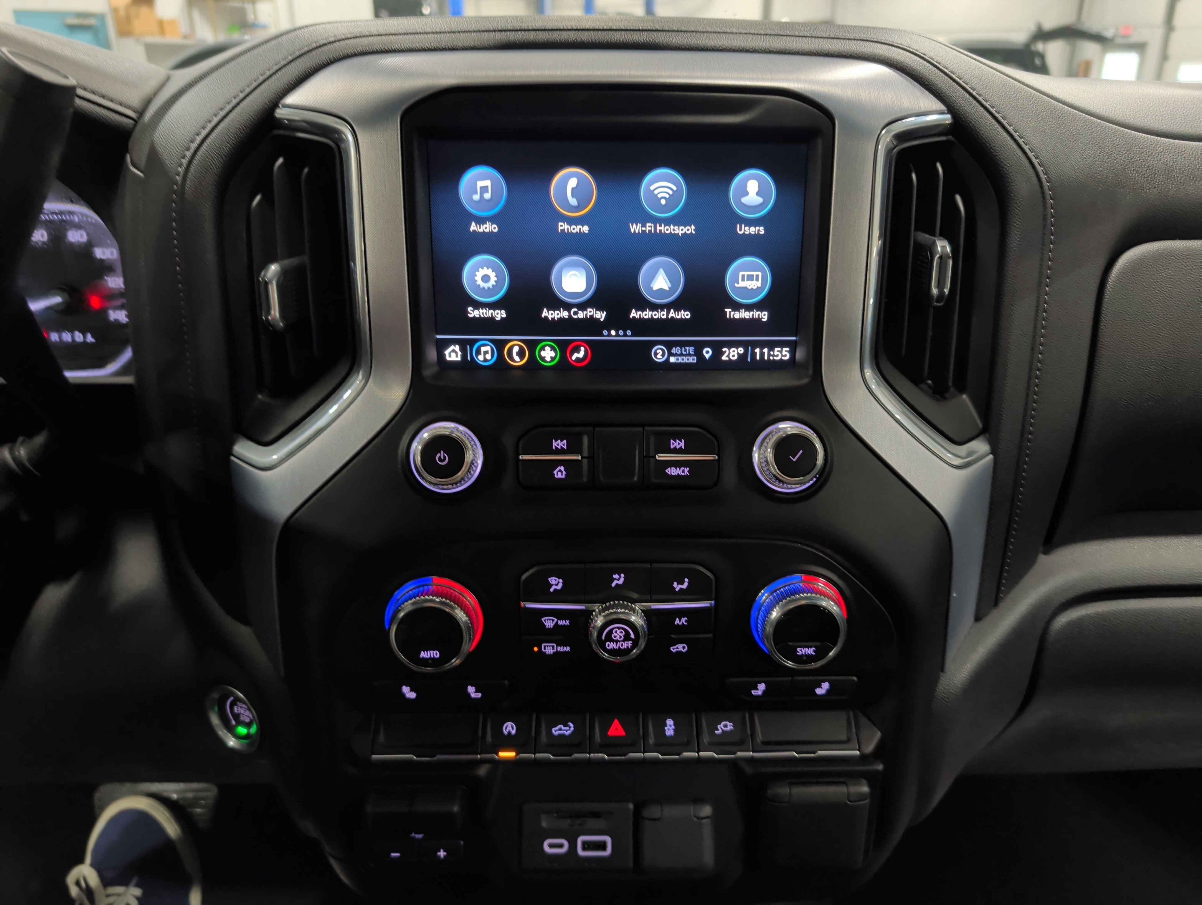 Used 2021 GMC Sierra 1500 SLT image 11