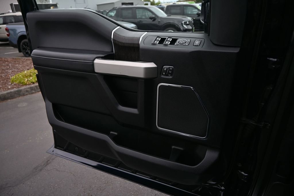 Used 2021 Ford F250 Lariat AWD/4WD image 14