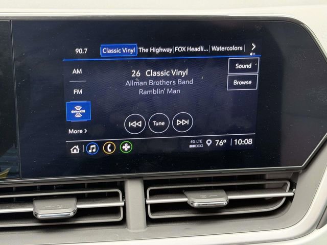 Used 2024 Chevrolet Trax RS w/ Sunroof Package FWD image 29