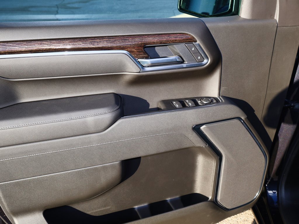 New 2026 GMC Sierra 1500 Elevation image 12