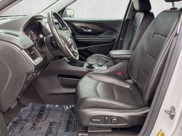 Used 2024 GMC Terrain SLT image 20