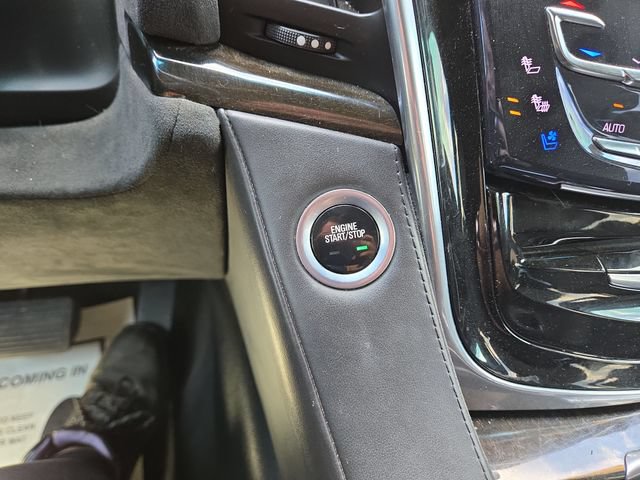 Used 2018 Cadillac Escalade Platinum AWD/4WD image 23