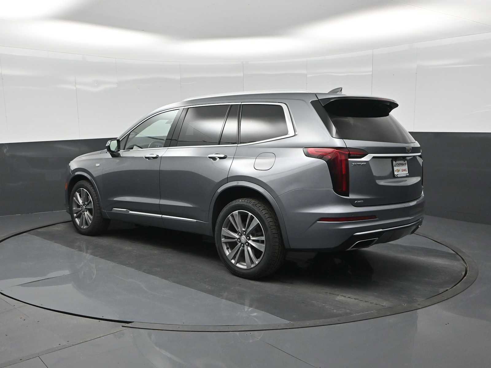 Used 2022 Cadillac XT6 Premium Luxury image 6