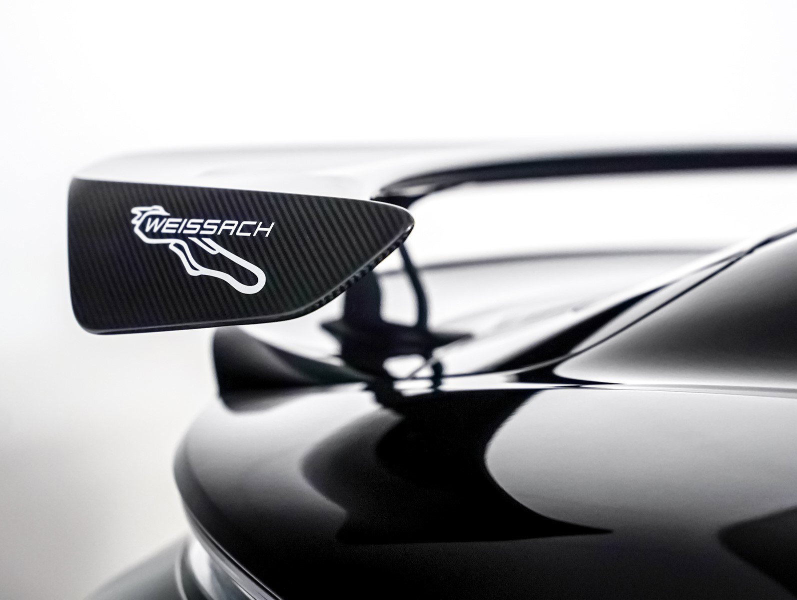 Used 2025 Porsche Taycan Turbo GT image 27