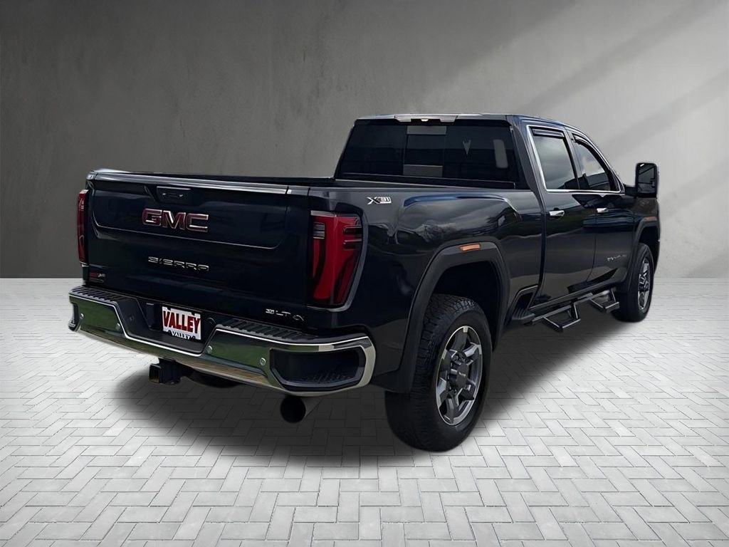 Used 2025 GMC Sierra 2500 SLT AWD/4WD image 17