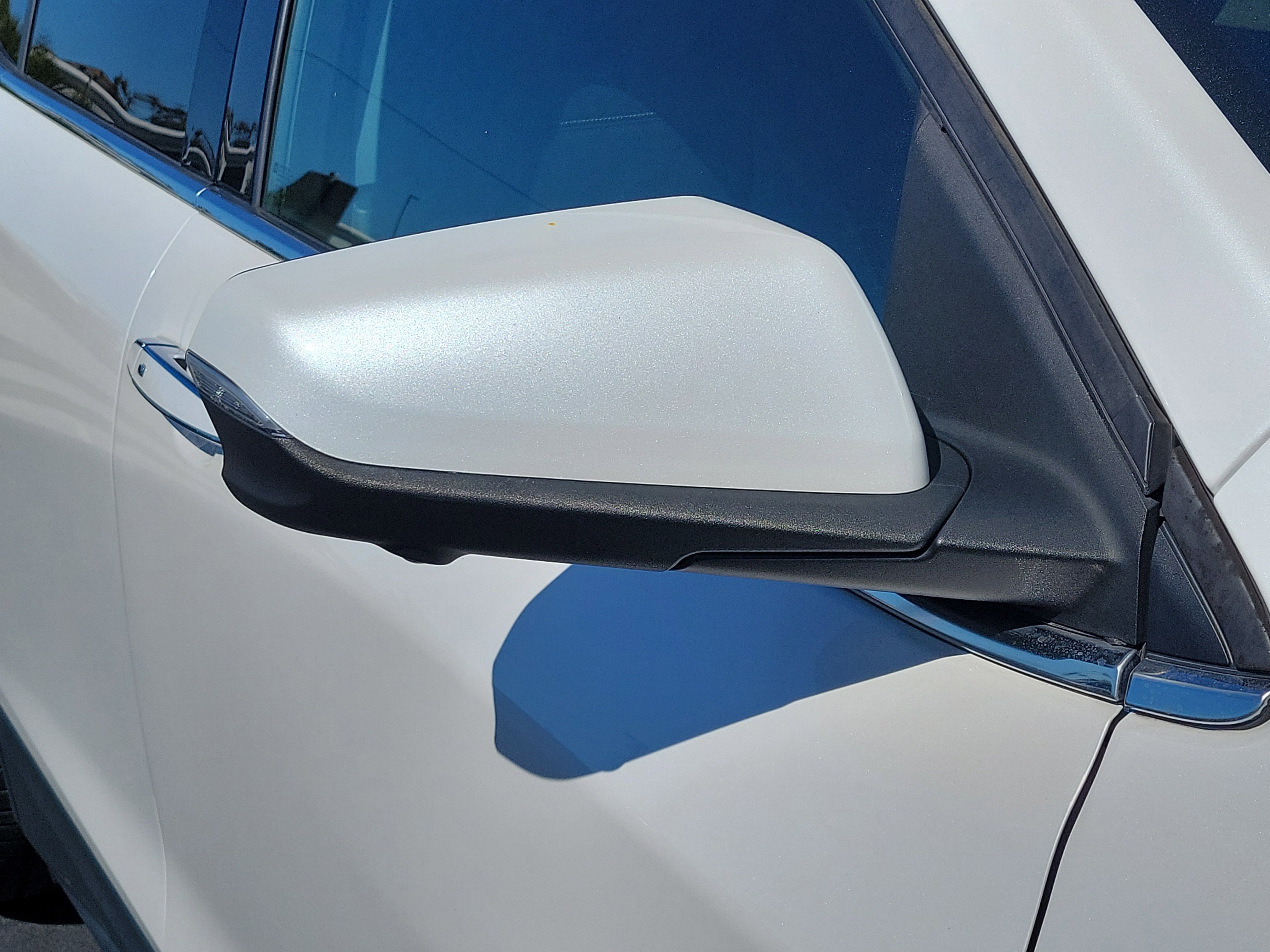 Used 2022 Chevrolet Equinox Premier image 9