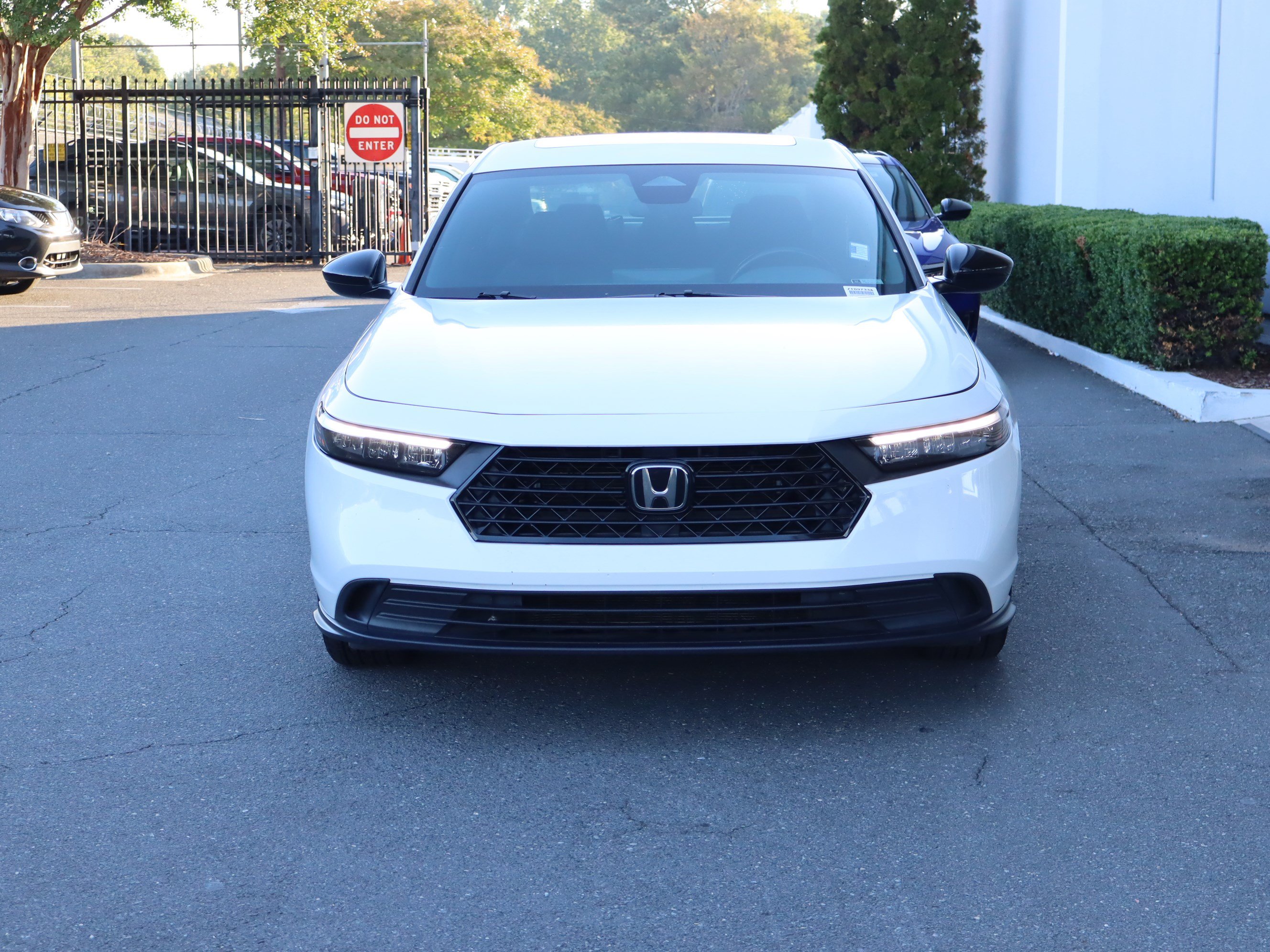 Used 2023 Honda Accord Sport image 3