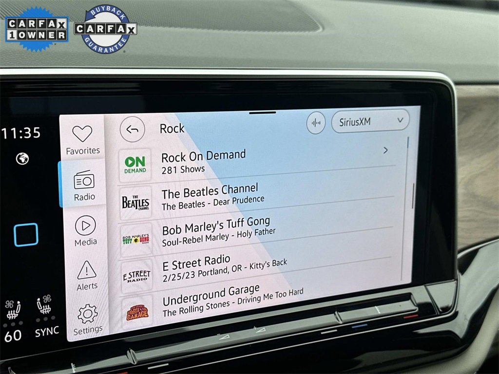 Used 2024 Volkswagen Atlas SE w/ Black Wheel Package image 29