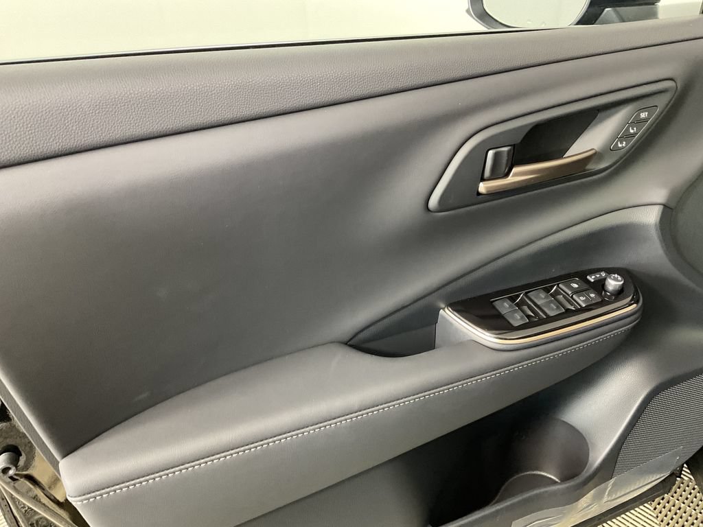 New 2026 Toyota Crown Signia AWD/4WD image 14