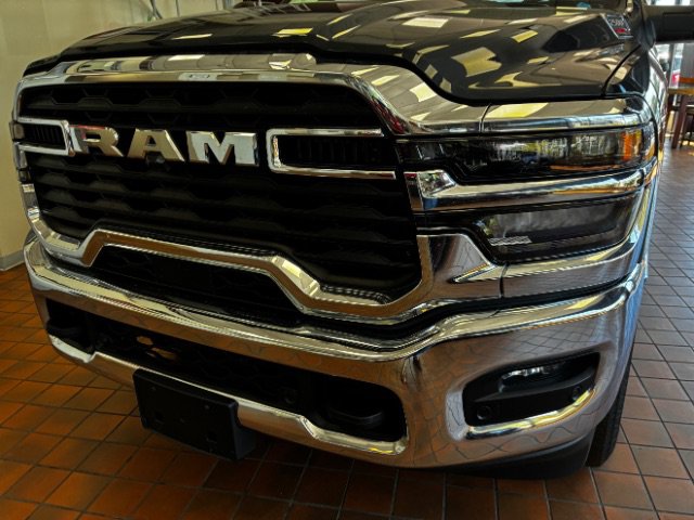 Used 2026 RAM 2500 Big Horn AWD/4WD image 9