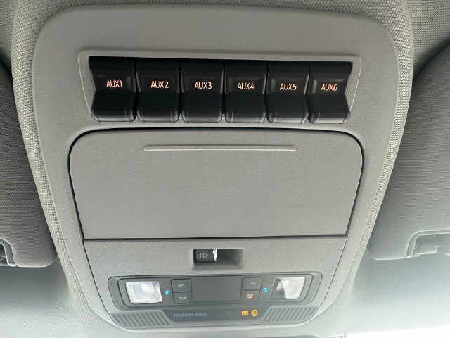 New 2027 Ford F350 XLT w/ XLT Premium Package AWD/4WD image 18