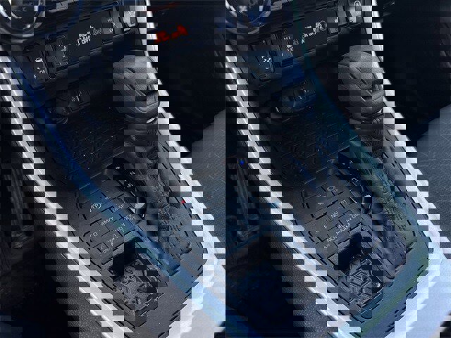 Used 2024 Toyota RAV4 XLE w/ Convenience Package image 20