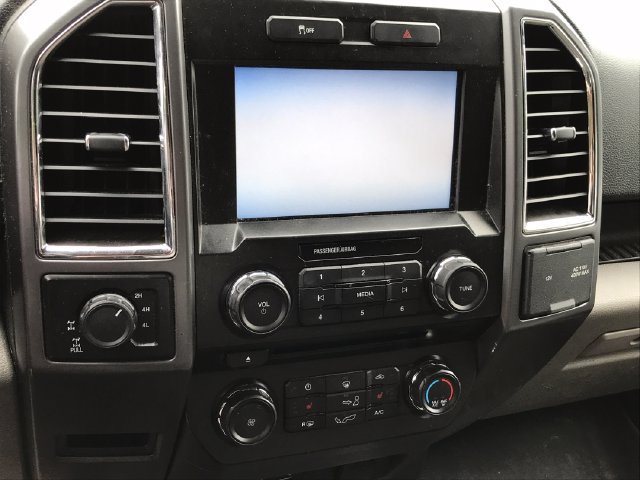 Used 2015 Ford F150 XLT w/ Equipment Group 302A Luxury AWD/4WD image 30