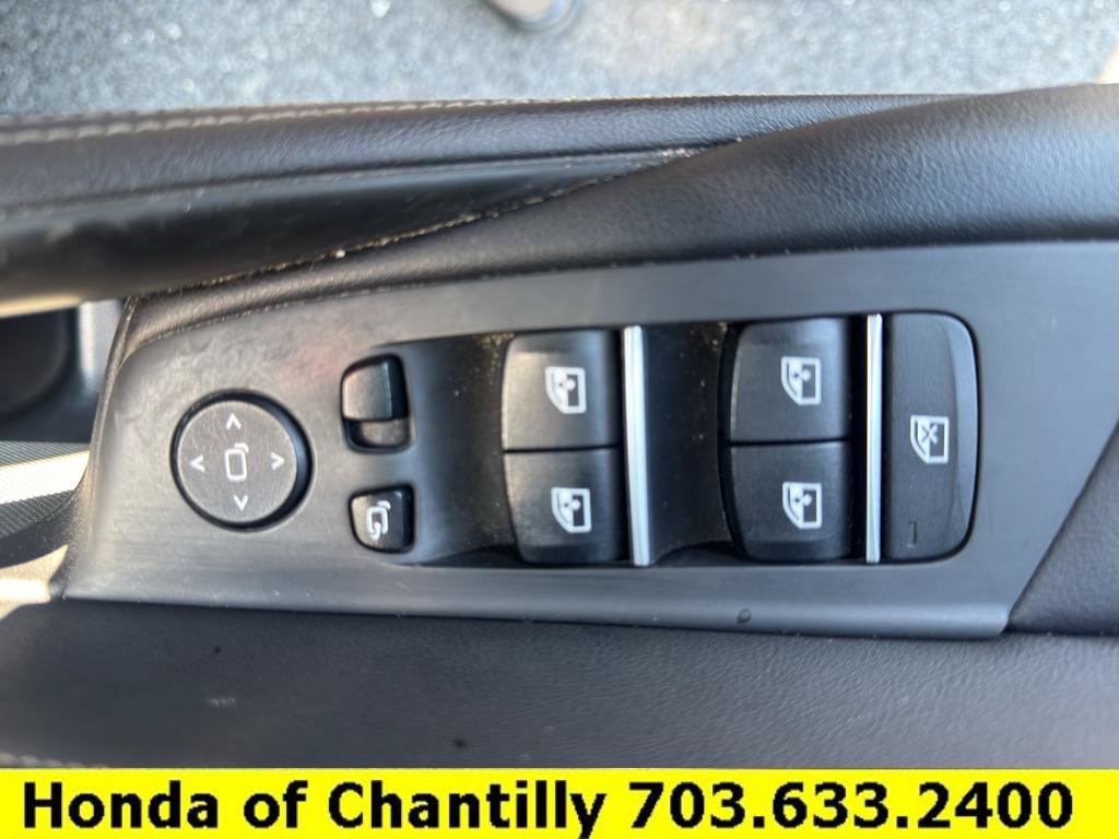 Used 2022 BMW 530i xDrive w/ Premium Package AWD/4WD image 20