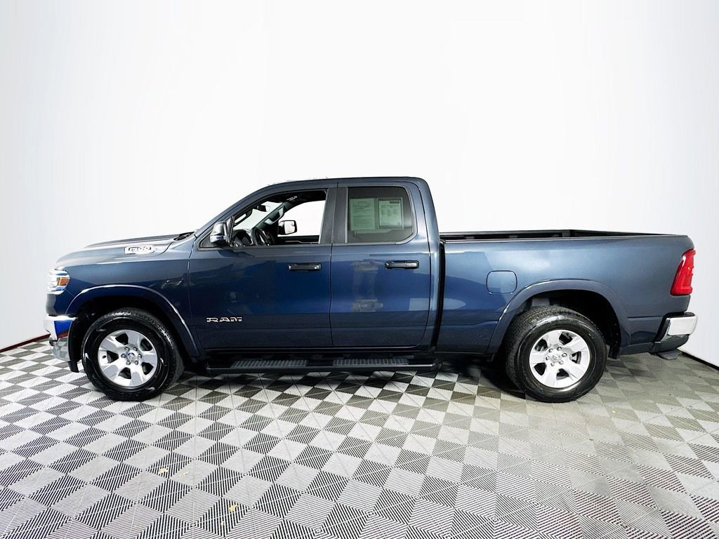 Used 2025 RAM 1500 Big Horn AWD/4WD image 4