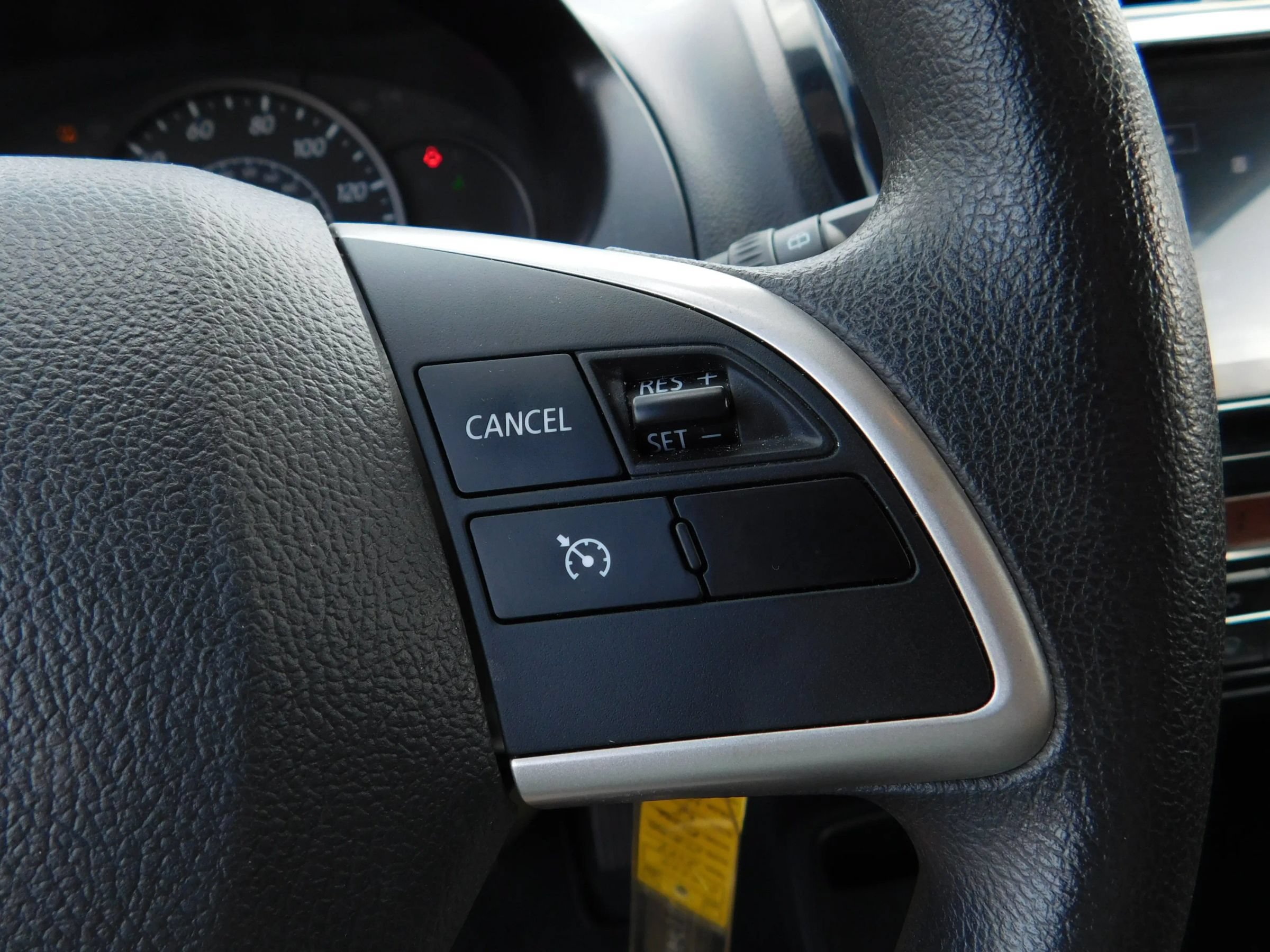 Used 2024 Mitsubishi Mirage ES FWD image 18