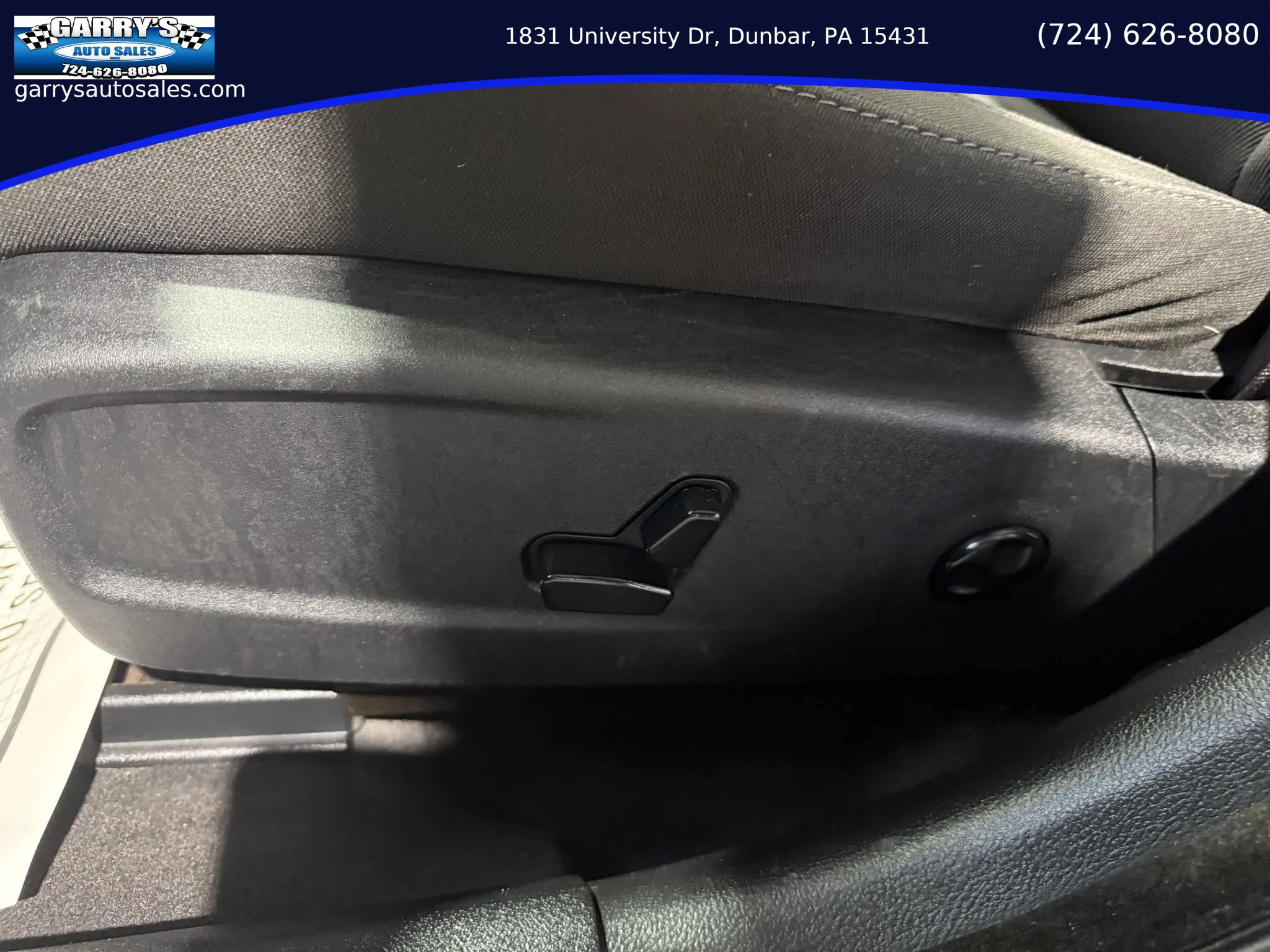 Used 2017 Dodge Charger SXT w/ Rallye Group image 16