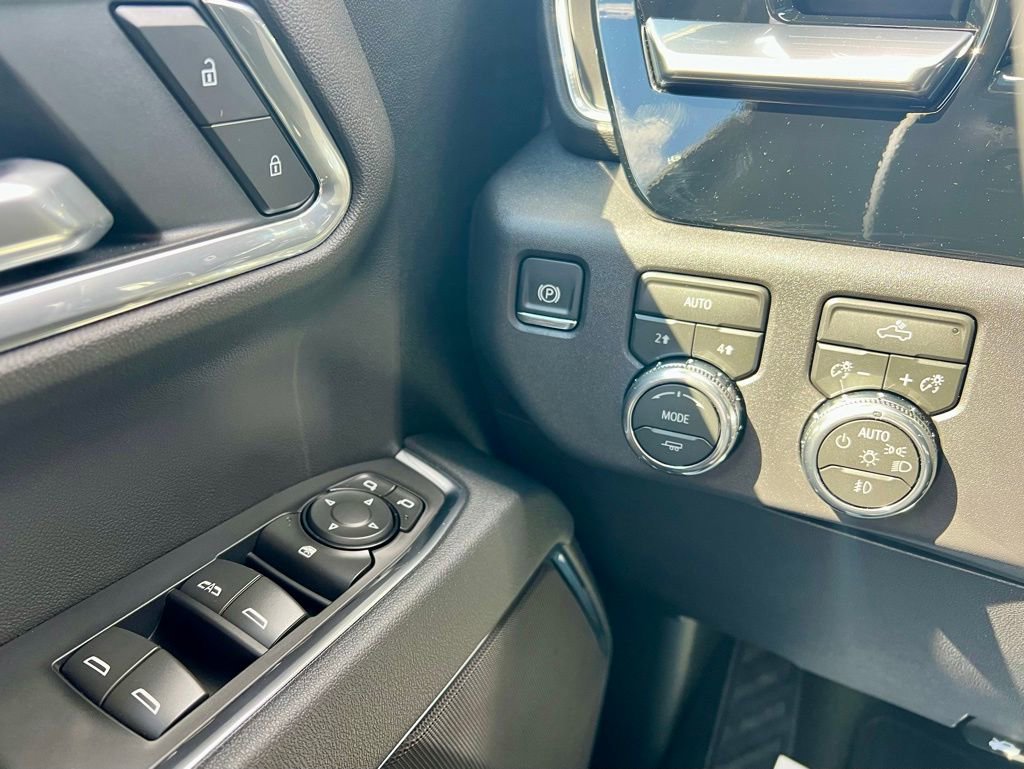 New 2026 GMC Sierra 1500 Elevation image 20