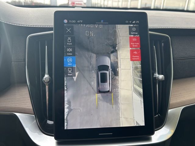 Certified 2025 Volvo XC90 B6 Plus AWD/4WD image 24