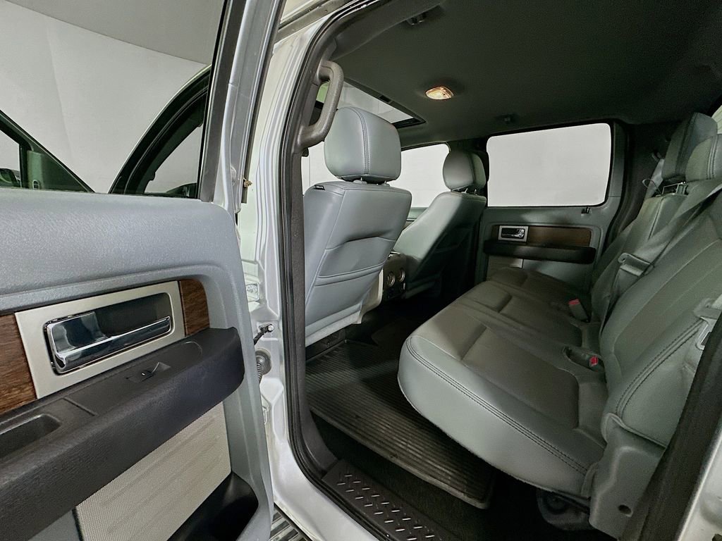 Used 2014 Ford F150 Lariat w/ Equipment Group 502A Luxury image 17