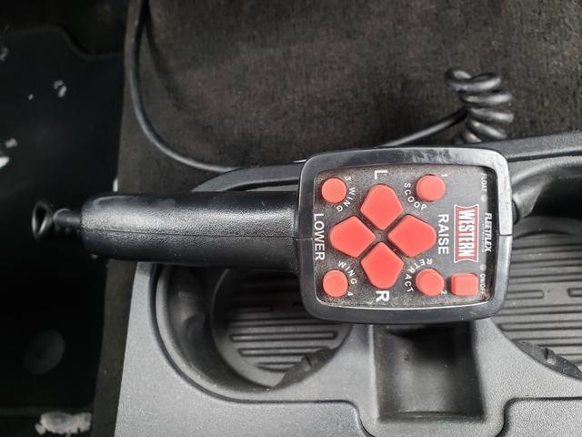 Used 2017 Ford F250 XLT w/ Snow Plow Prep Package image 16