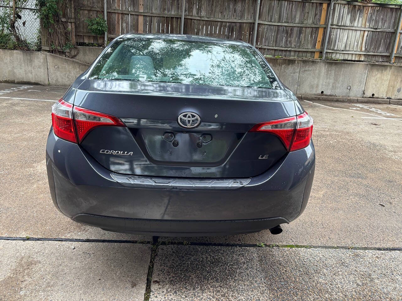 Used 2015 Toyota Corolla LE FWD image 6