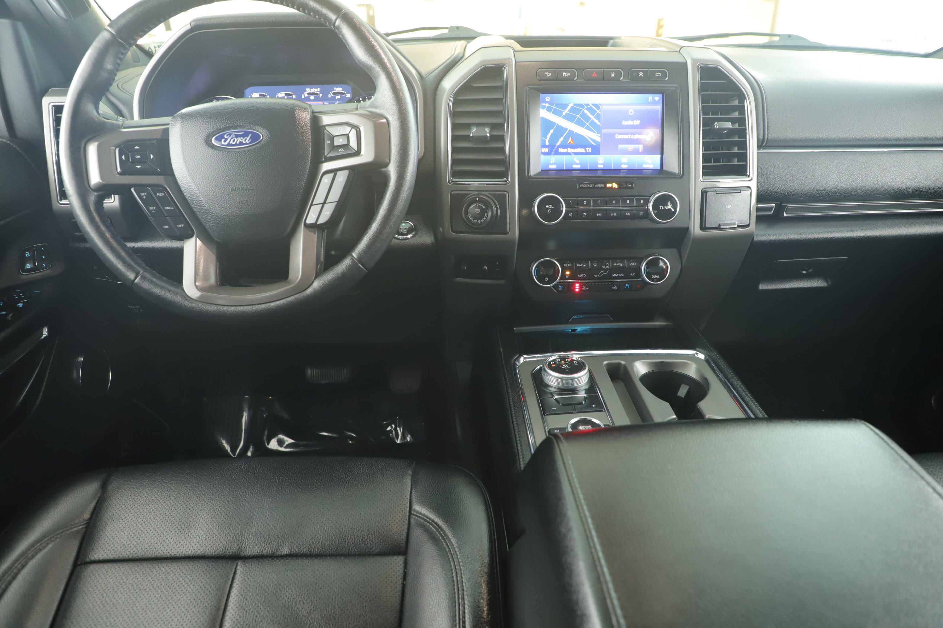 Used 2020 Ford Expedition Max XLT w/ Equipment Group 202A image 21