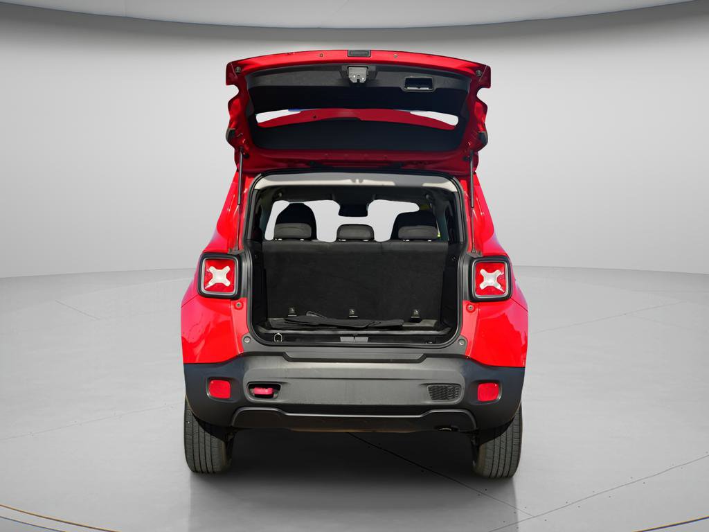 Used 2015 Jeep Renegade Trailhawk AWD/4WD image 10