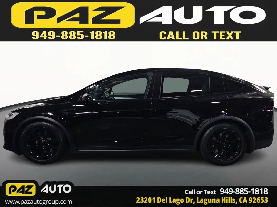 Used 2022 Tesla Model X Plaid image 2