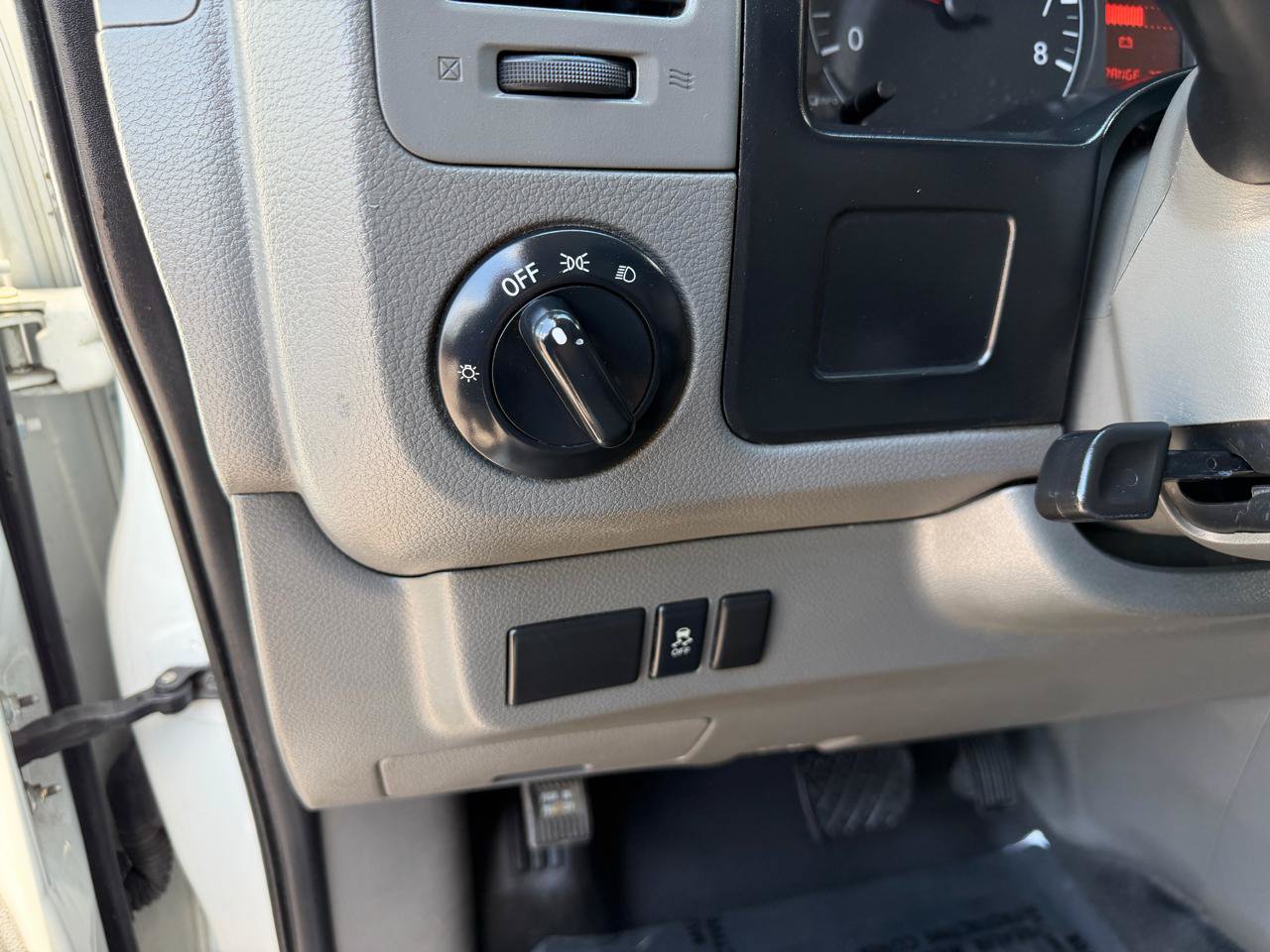 Used 2016 Nissan NV 1500 S w/ Power Package RWD image 13