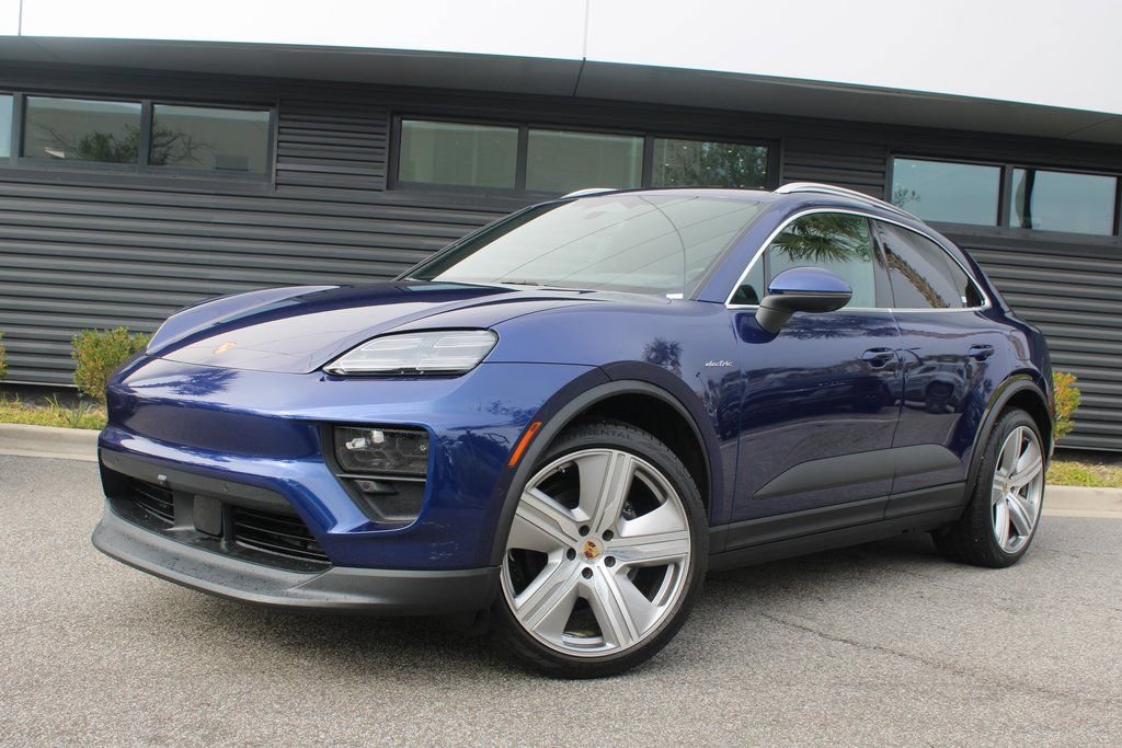 Certified 2024 Porsche Macan 4 Electric image 1