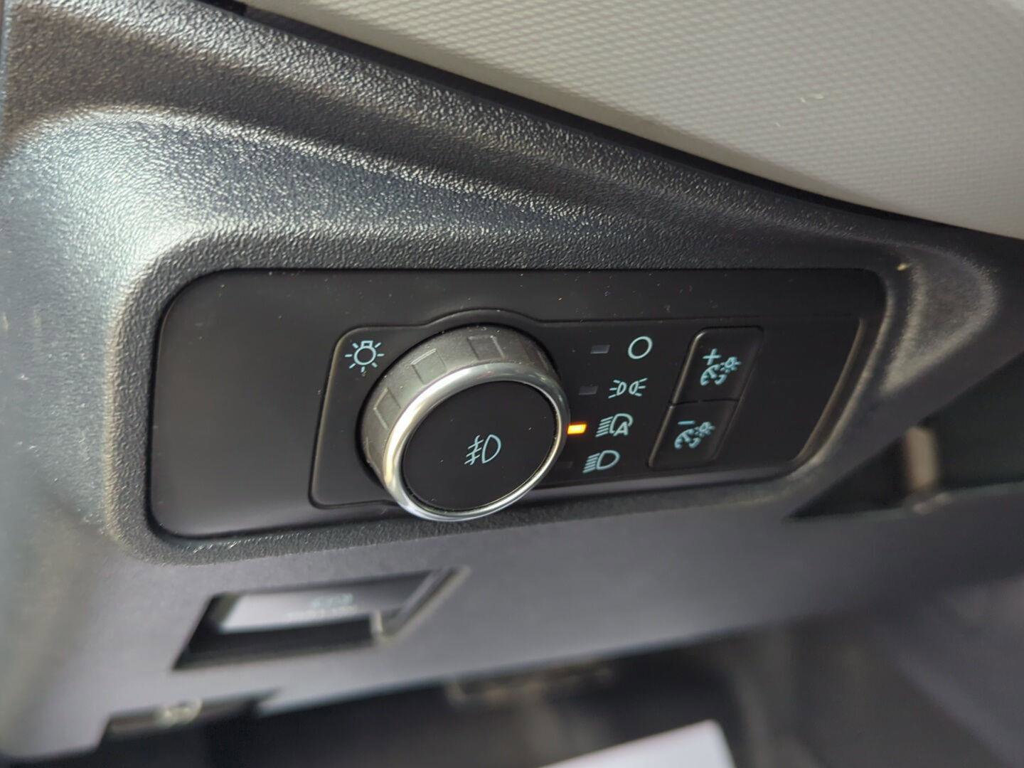 Used 2022 Ford Bronco Black Diamond image 13