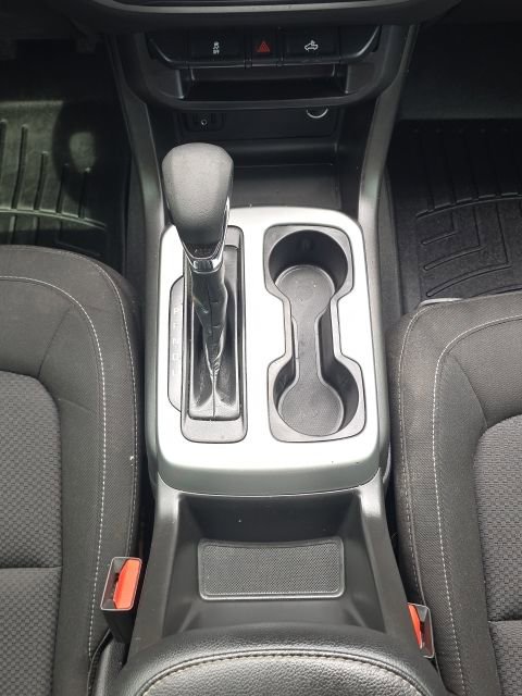 Used 2022 Chevrolet Colorado LT RWD image 36