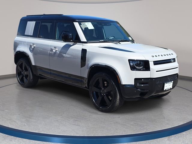New 2026 Land Rover Defender 110 X-Dynamic SE image 3