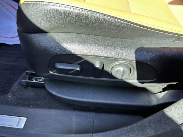 Used 2020 Chevrolet Equinox Premier image 20