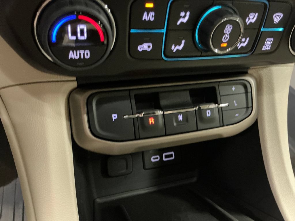 Used 2023 GMC Acadia Denali w/ Denali Ultimate Package AWD/4WD image 24