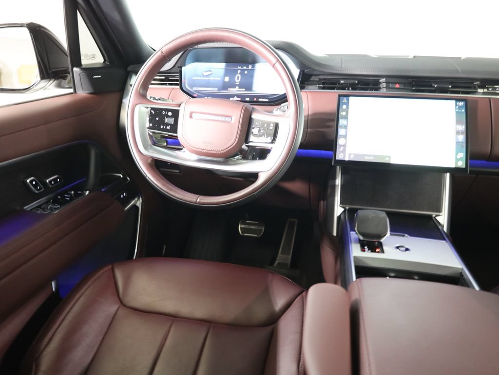Used 2025 Land Rover Range Rover SE AWD/4WD image 45