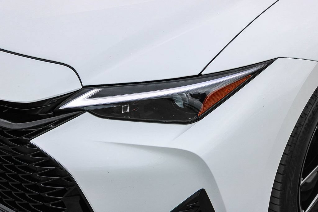 Used 2026 Lexus IS 350 F Sport RWD image 5
