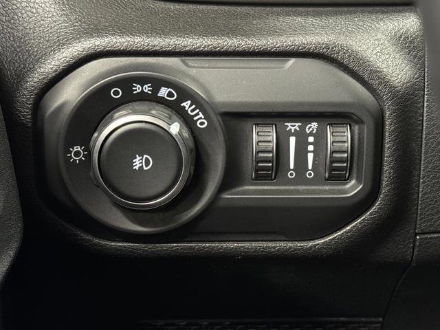 Used 2021 Jeep Wrangler Unlimited Sport image 22