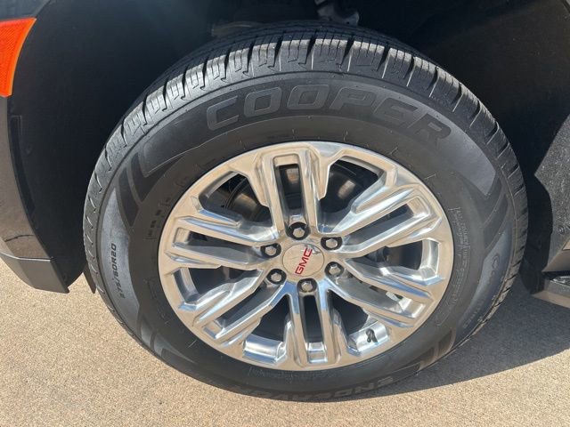 Used 2023 GMC Yukon SLT image 12