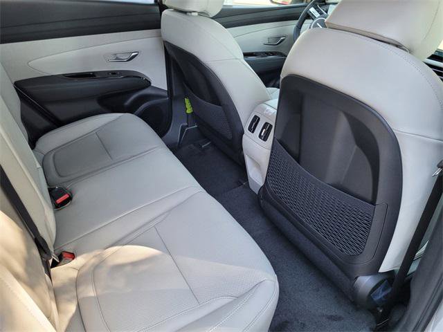 New 2025 Hyundai Tucson Limited image 14