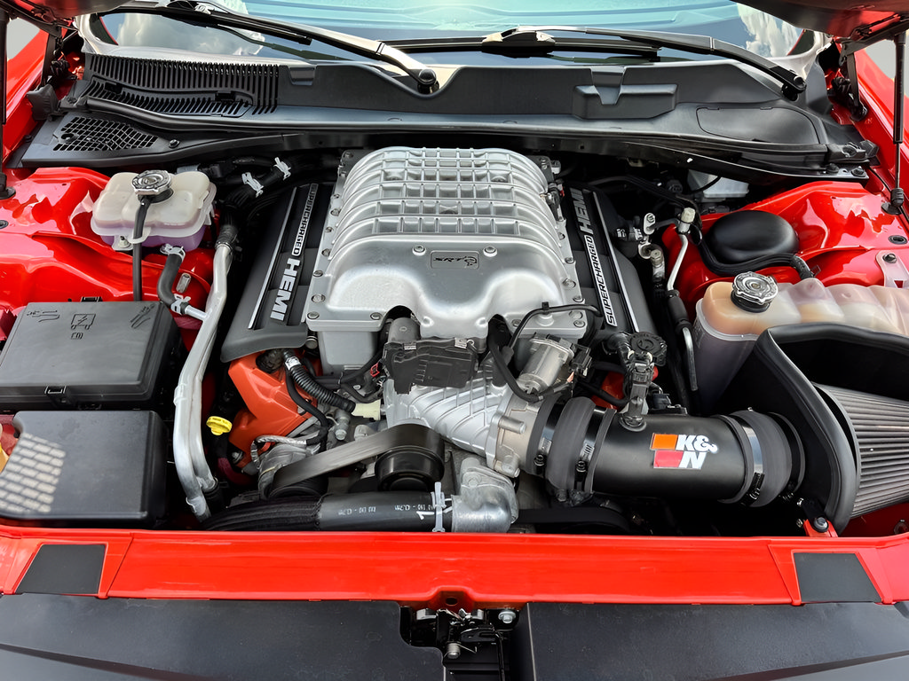 Used 2016 Dodge Challenger SRT Hellcat RWD image 31