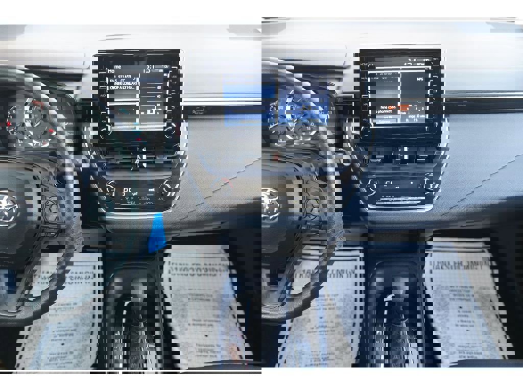 Used 2020 Toyota Corolla LE image 14