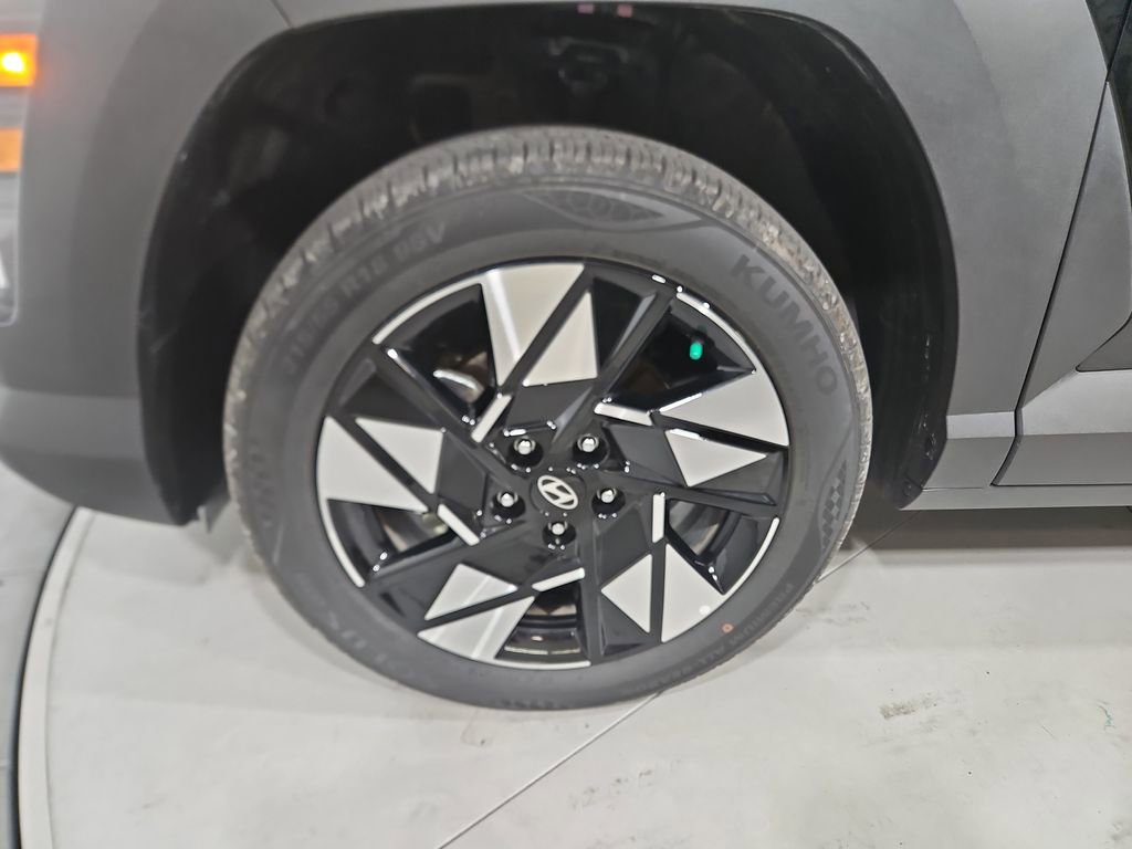 Certified 2025 Hyundai Kona SEL AWD/4WD image 28