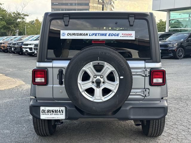 Certified 2019 Jeep Wrangler Sport AWD/4WD image 4